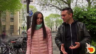 Lilu ਚੰਨ sodomized ਵਿੱਚ, ਵਧੀਆ ਤਰੀਕੇ ਨਾਲ