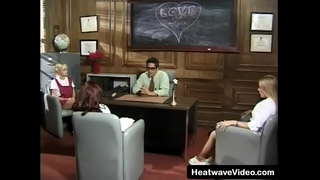 Келли-студентка 3 - Университетские шлюхи