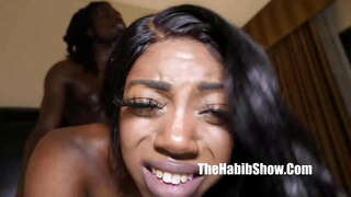 Crystal Cooper mršavi sa minijaturnim уродиной попой obožava камеронконго Bi-bi-si