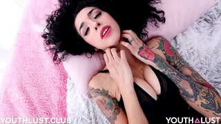 ���្រស់ស្អាតម៉ិកស៊ិកធ្វើឱ្យនាងដំបូងសិចវីដេអូ Kitzia ញ្ញ