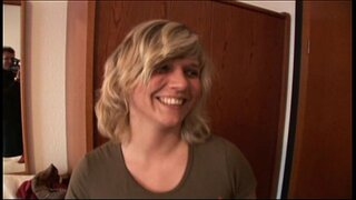 JuliaReaves-XFree - Haussauen ਰਿਪੋਰਟ - ਸੀਨ 4