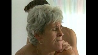 JuliaReaves-سالسا - خاص Linie 15 - مشهد 5