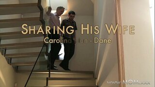 أمي جبهة تحرير مورو الإسلامية يأخذ اثنين من الديوك الكبيرة