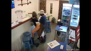 Бірінші межрасовый таптым қызметкері, сондай-ақ мені коже