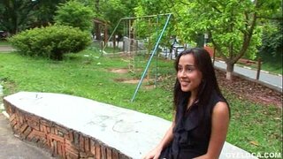 Latina saņēma siltas sejas, pēc tam, kad kļūst viņas maksts un ass fucked grūti