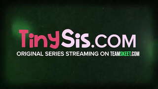 18 سالہ افغانستان گرینڈ کے لئے یہاں ہے ایک بات اور ایک بات صرف ، آخر حاصل کرنے کے لئے! اس شہوانی ، شہوت انگیز گدا خوبصورتی سے محبت کرتا ہے کو دیکھنے کے لئے آپ کے چہرے کے ساتھ ایک مرگا گہری حلق ، اور ہے moans خوشی میں کیا جا رہا ہے جب مصیبتیں