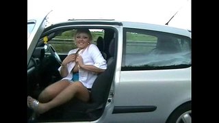 Busty Mėgėjų Geordie Mirksi Visuomenės