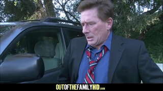 ʸ�발의 젊은 가족에 의해 엿 새 아빠&amp;amp;년