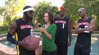 Jada Stevens et Emy Kráľov