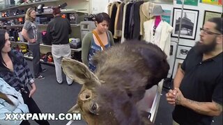 XXXPAWN - તેઓ ક્યારેય કરવામાં આવી છે, એક માણસ સાથે પહેલાં, પરંતુ તેઓ પૈસા જરૂર છે