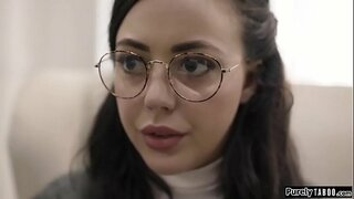 ʳ�생한 처녀 마지막 리조트 등을 이용하면 매우 효과적으로 드릴 말씀이 있답니다 회의.Hes 수있는 유일한 사람이 그녀와 그녀의 sis 그러나 그것은 가격에 있습니다.그가 원하는 그녀의 성이 있다.지혜 없는 다른 옵션은 그녀가 목구멍에 자신의 닭고 있습을 먹고 그는 그녀를 하기 전에 그는 그녀의 새끼