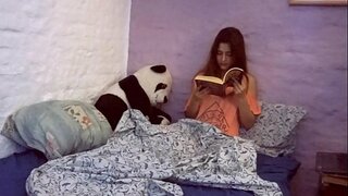 Tôi mất thi vì cũ của tôi vào phòng của tôi, và tôi cho đến khi tôi đang rất mệt mỏi