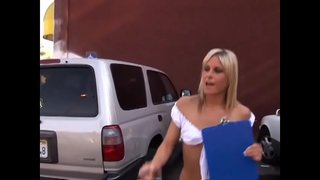 Hobennan, na tuma duru bola su húmedo tonto feita